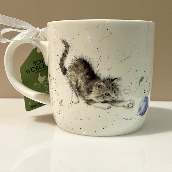 NWT Royal Worcester ~ Wrendale Designs ~ Cat & Mouse Bone China Mug - Picture 5 of 15